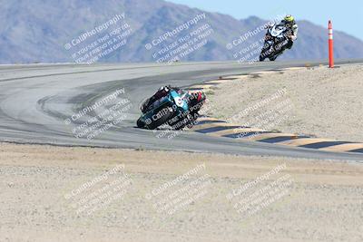 media/Oct-05-2025-CVMA (Sun) [[beeef4f201]]/Race 11-500-400(4)-350 Supersport/